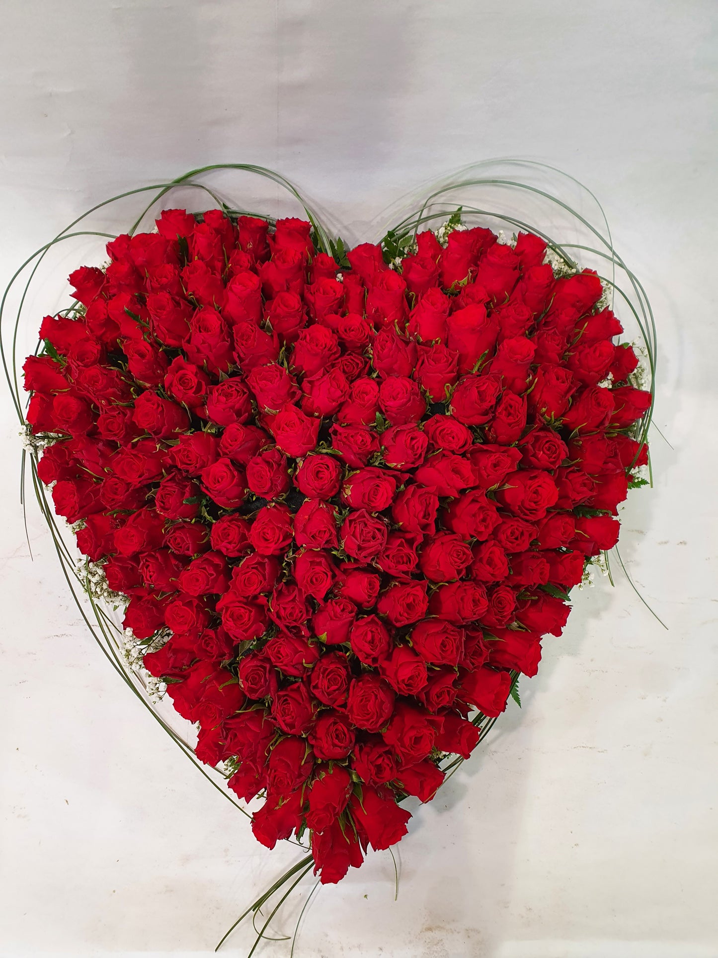 Hart met rode rozen